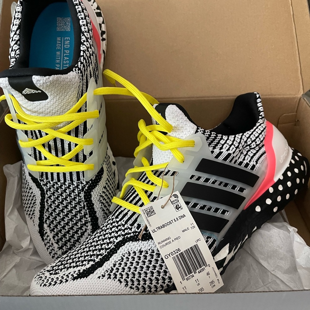 Adidas ULTRABOOST 5.0 DNA